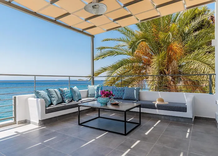 Case de vacanță By The Sea